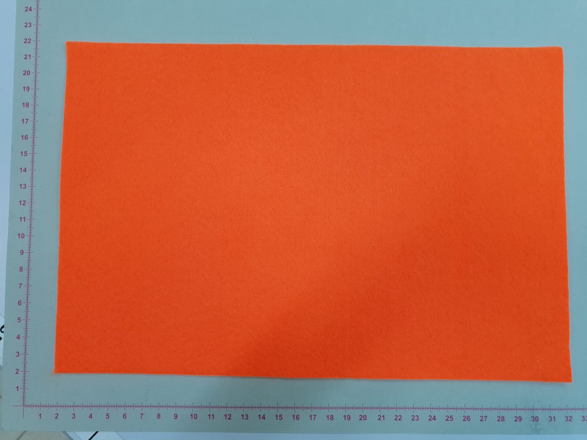 Dirbtinio veltinio (filco) lakštas ryškiai oranžinis