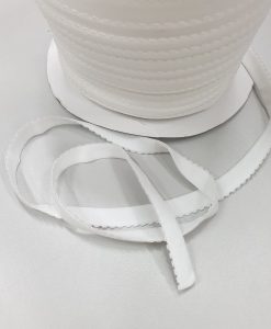 Dekoratyvinė minkšta elastinė balta 10mm guma