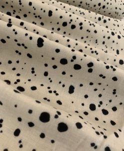 Medvilninis double gauze lygus muslinas Smėlio taškiukais juodais su