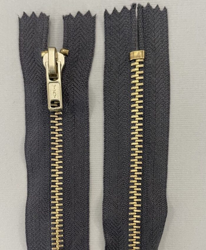 Metalinis užtrauktukas Tamsus Chaki, 10 cm