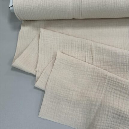 Medvilninis double gauze muslinas Kreminė 22 — muslinas | Trys Pelėdos