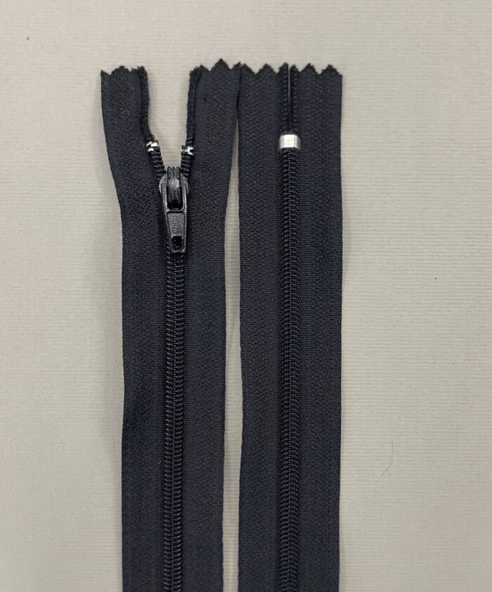 Spiralinis neišsegamas užtrauktukas "Juodas", 150 cm