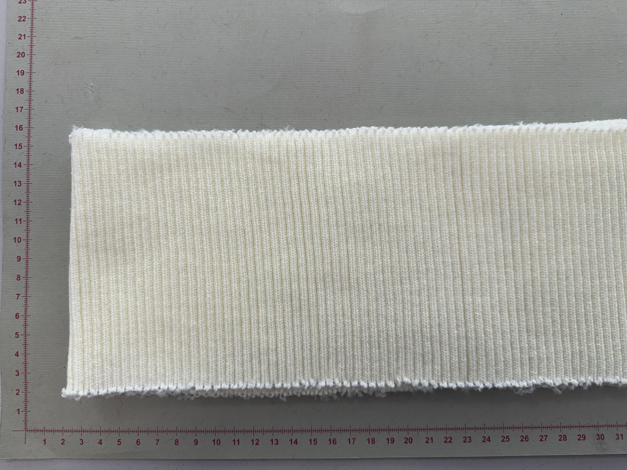 5bfb1bcb-418a-4ba3-854d-e3880ae12c6f.jpg Megztas rib, juosmeniui, rankovių galams — RIB paruoštukai | Trys Pelėdos