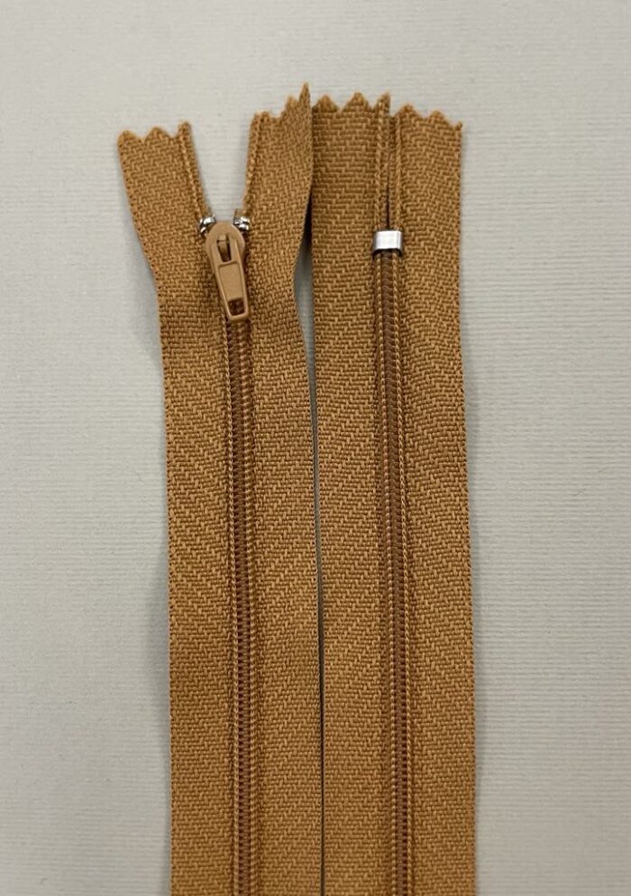 Spiralinis fiksuojamas užtrauktukas "Garstyčių", 18 cm