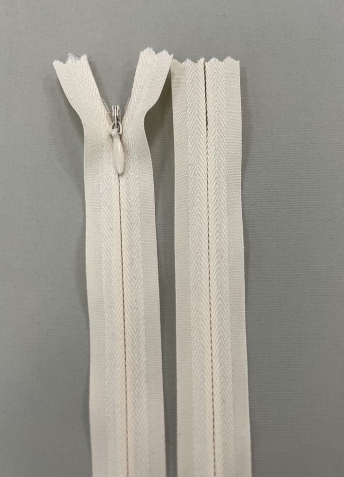 Paslėptas užtrauktukas "Švelniai persikinis", 30 cm