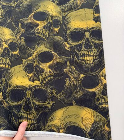 Plonas skaitmeninės spaudos trikotažas Kaukolės chaki