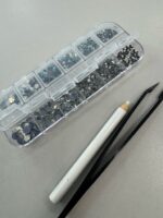 Hotfix kristalų akučių rinkinys, 2000 vnt. dėžutėje, skaidrus AB ir skaidrūs kristalai