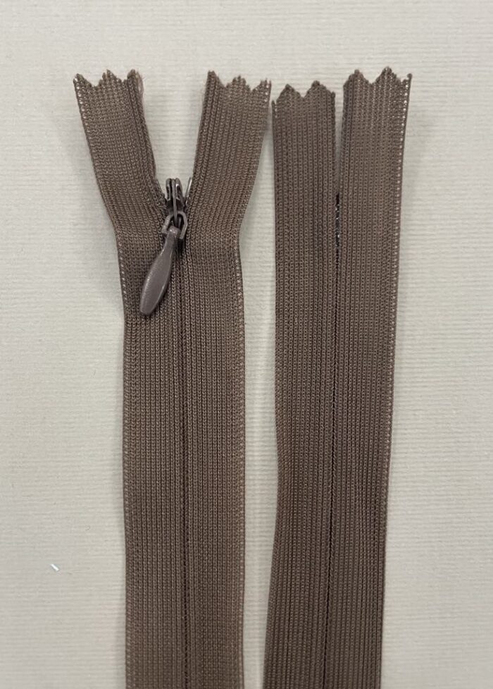 Paslėptas užtrauktukas "Rudas ", 16 cm