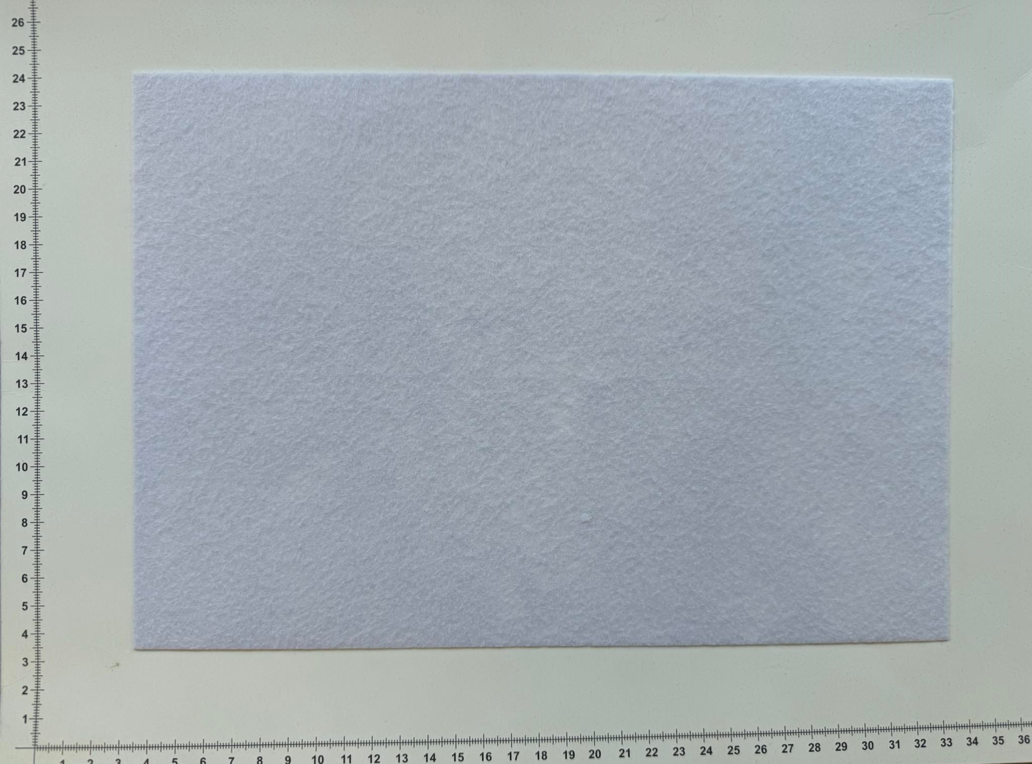 Dirbtinio veltinio (filco) lakštas, baltas — 1 mm | Trys Pelėdos