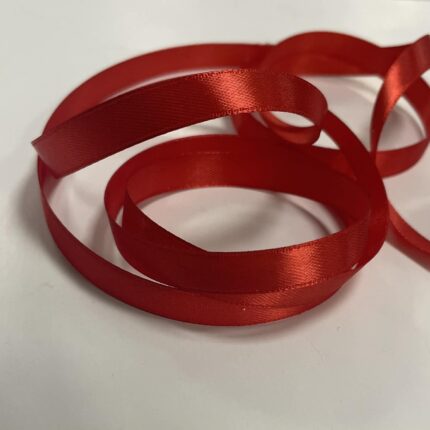 Atlasinė juostelė 10mm, raudona