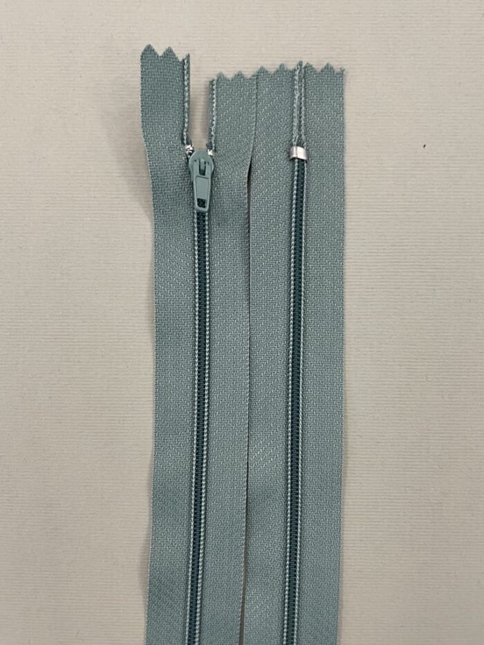 Spiralinis fiksuojamas užtrauktukas "Žalsvas", 18 cm
