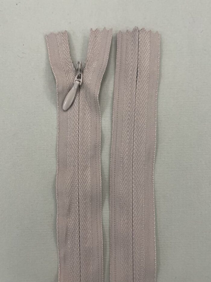 Paslėptas užtrauktukas "Šviesiai rudas", 22 cm