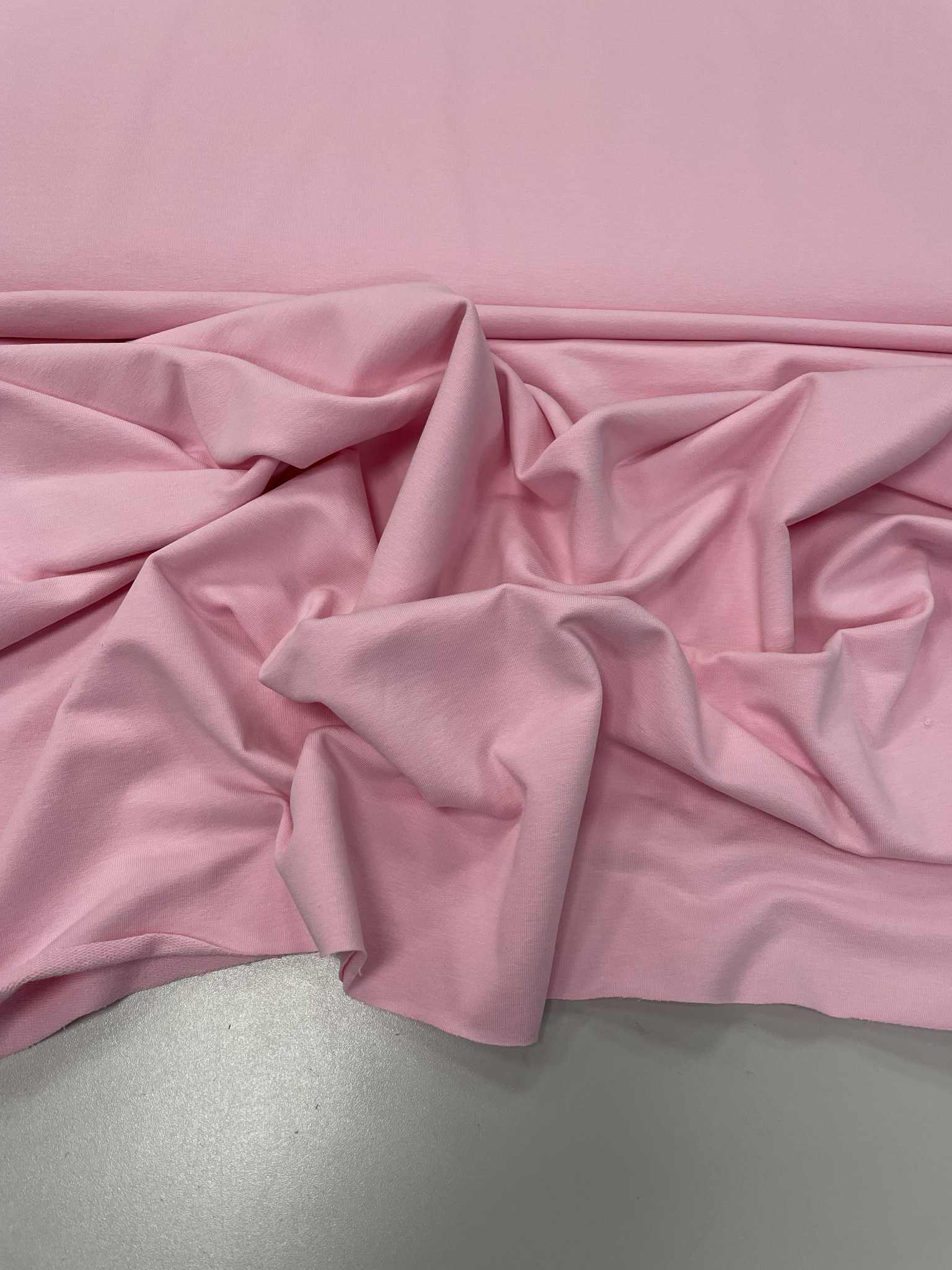 Kilpinis trikotažas Baby pink, 250 g/m2 Kilpinis trikotažas Baby pink, 250 g/m2 — trikotažas | Trys Pelėdos