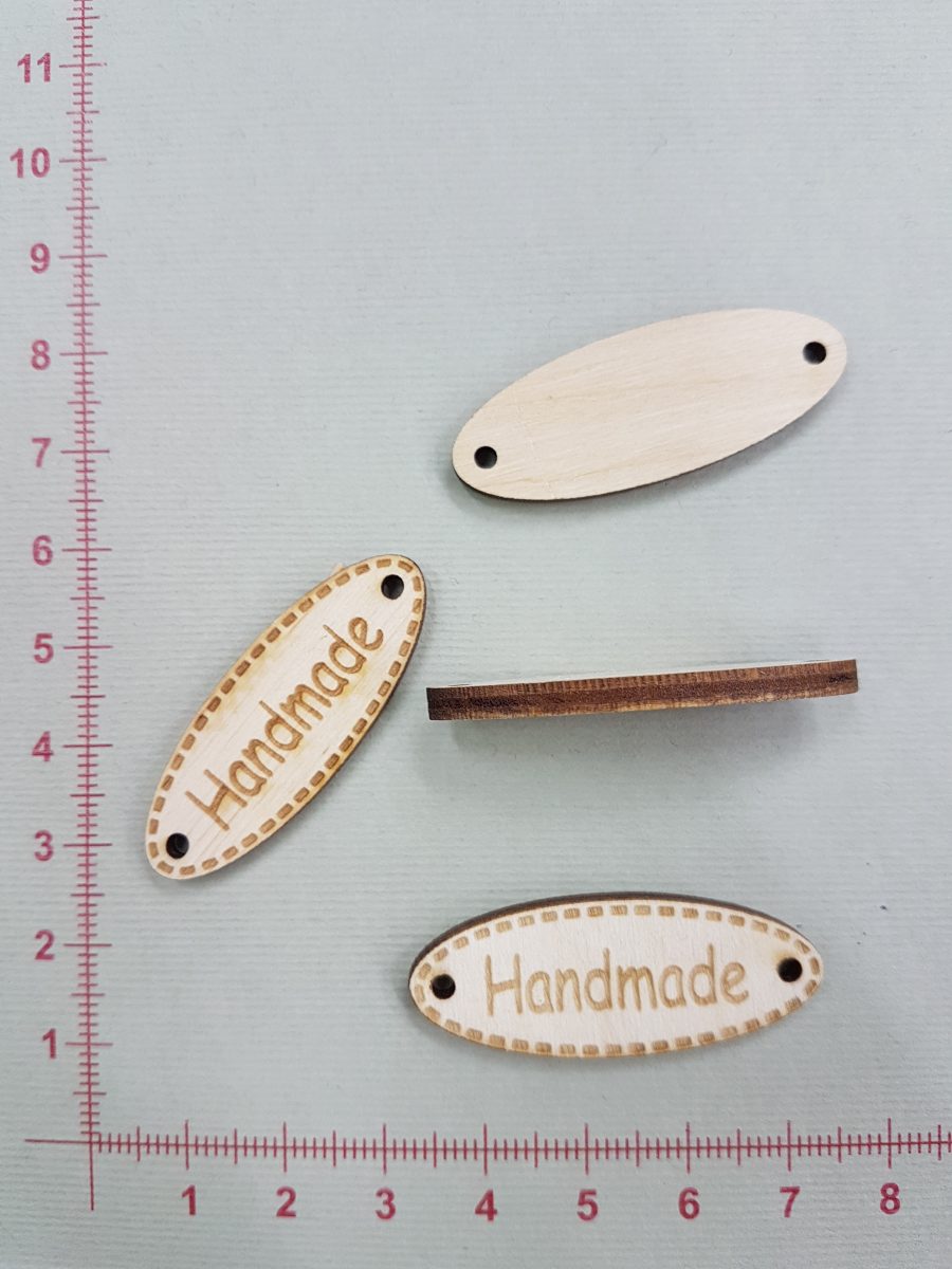 Medinė etiketė Handmade, didelė — Etiketės ir jų tvirtinimo priemonės | Trys Pelėdos