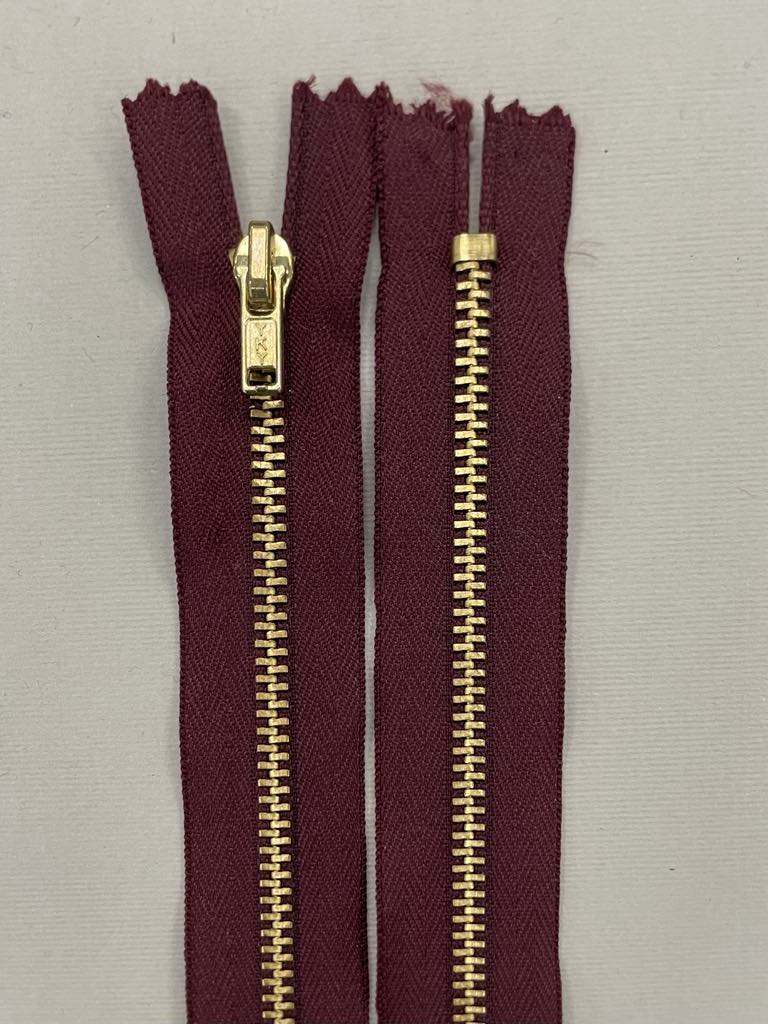 Metalinis užtrauktukas "Bordo", 18 cm Metalinis užtrauktukas "Bordo", 18 cm — siuvimo užtrauktukai | Trys Pelėdos