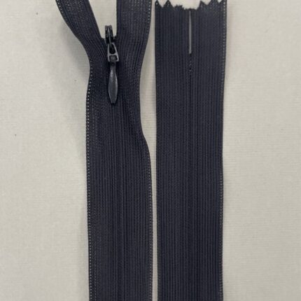 Paslėptas užtrauktukas "Juodas", 30 cm — siuvimo užtrauktukai | Trys Pelėdos