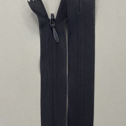 Paslėptas užtrauktukas "Juodas", 40 cm — siuvimo užtrauktukai | Trys Pelėdos