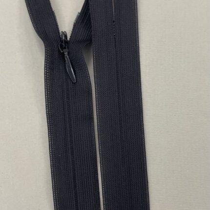 Paslėptas užtrauktukas "Juodas", 50 cm — siuvimo užtrauktukai | Trys Pelėdos