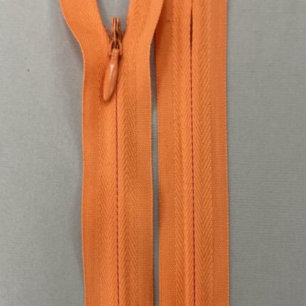 Paslėptas užtrauktukas "Oranžinis", 30 cm — siuvimo užtrauktukai | Trys Pelėdos