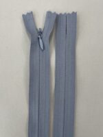 Paslėptas užtrauktukas "Pilkas", 30 cm — siuvimo užtrauktukai | Trys Pelėdos