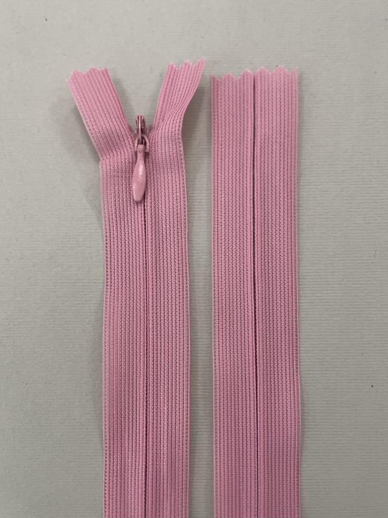 Paslėptas užtrauktukas "Rožinis", 18 cm — siuvimo užtrauktukai | Trys Pelėdos