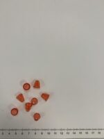 skaidrūs, oranžiniai