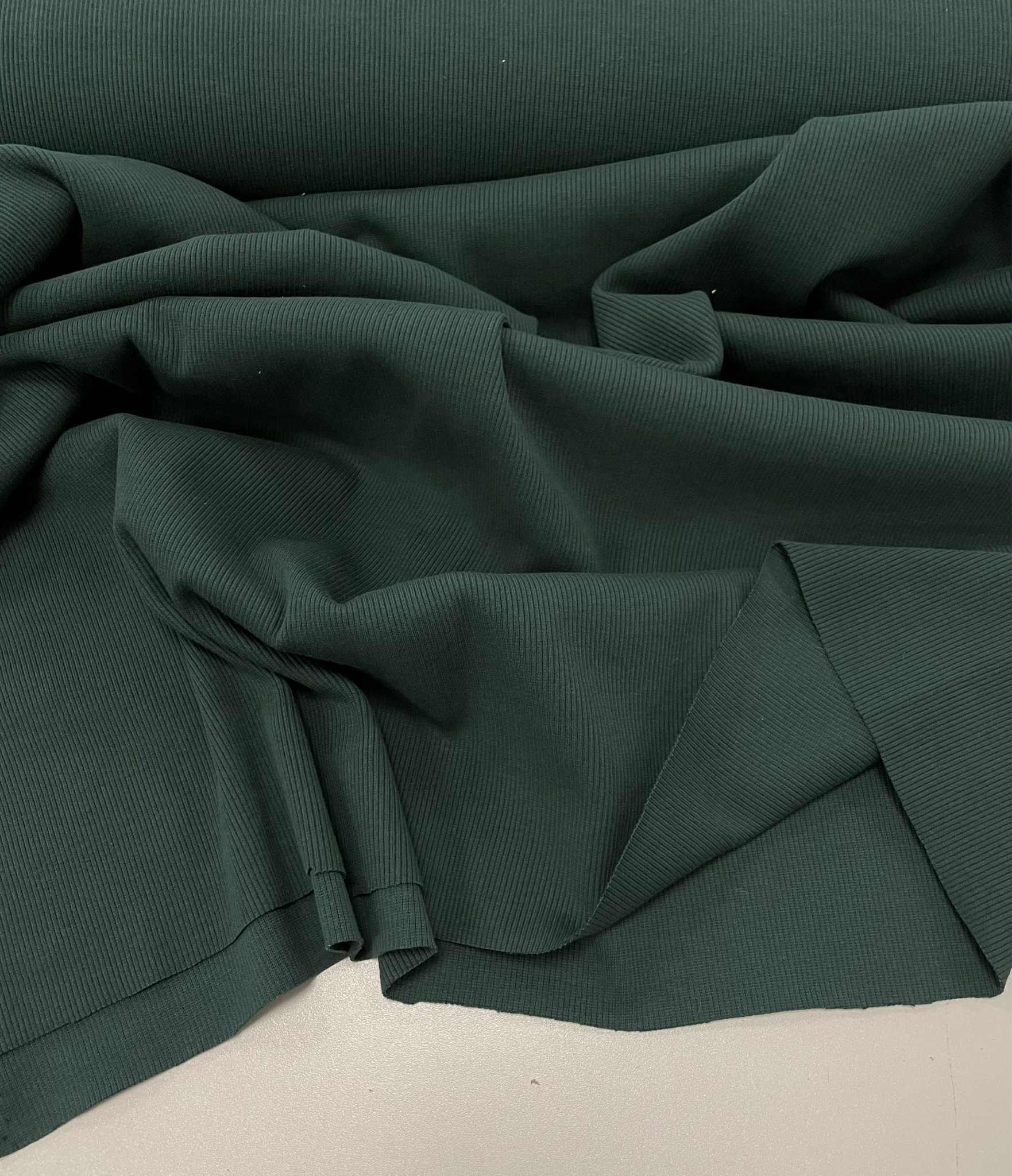 Plonesnis rib trikotažas Forest green — trikotažas | Trys Pelėdos