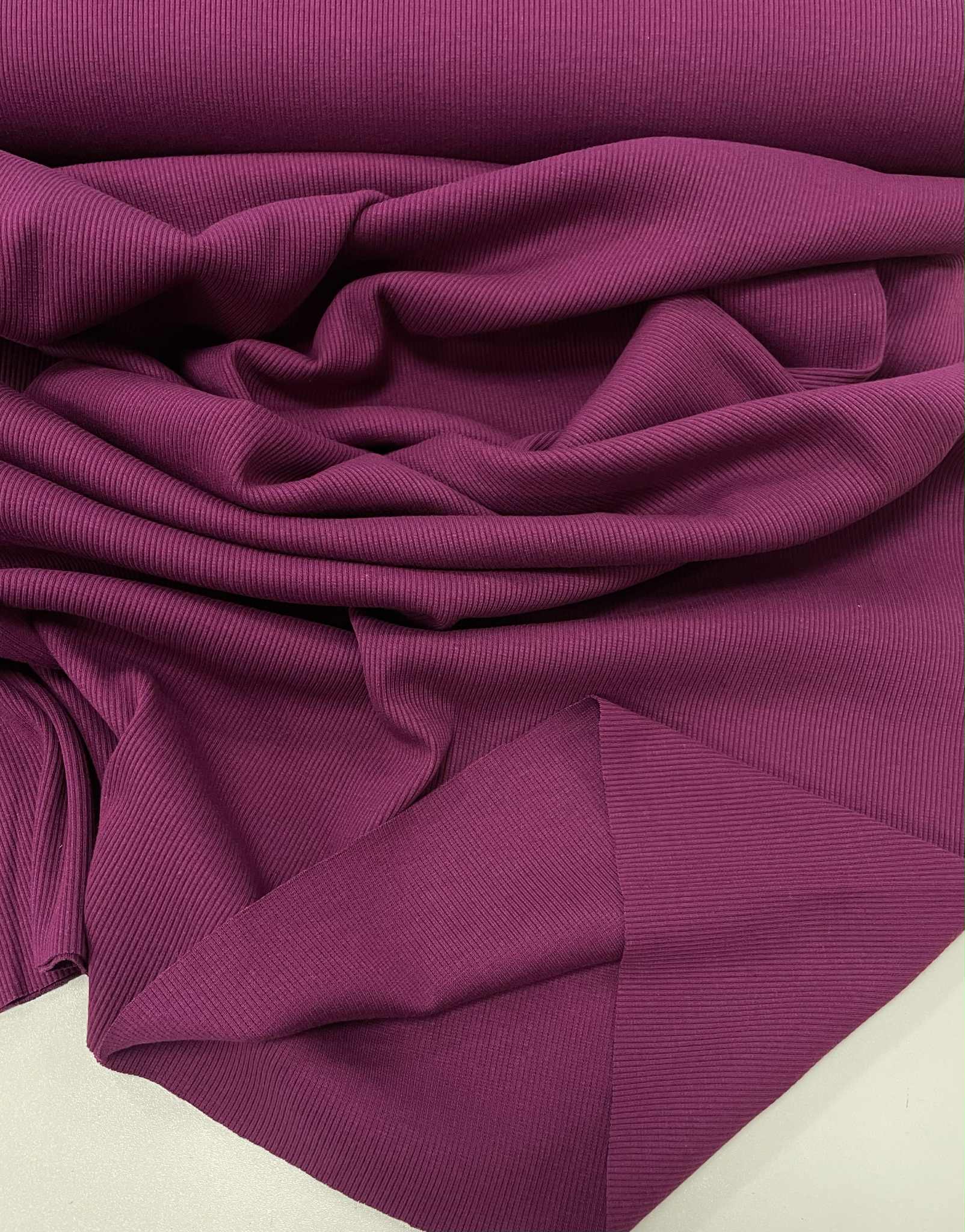 Plonesnis rib trikotažas Plum — trikotažas | Trys Pelėdos