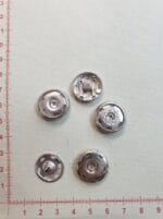 Prisiuvamos spaudės: Prisiuvamos metalinės spaudės nikelio spalvos, 19 mm