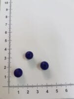 Tamsiai violetiniai