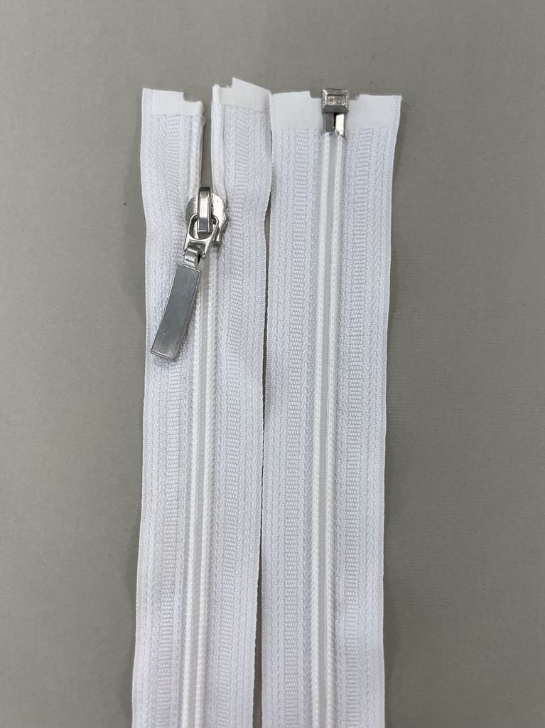 Spiralinis išsegamas užtrauktukas "Baltas", 65 cm Spiralinis išsegamas užtrauktukas "Baltas", 65 cm — siuvimo užtrauktukai | Trys Pelėdos
