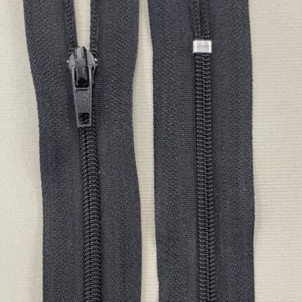 Spiralinis užtrauktukas "Juodas", 10 cm — siuvimo užtrauktukai | Trys Pelėdos