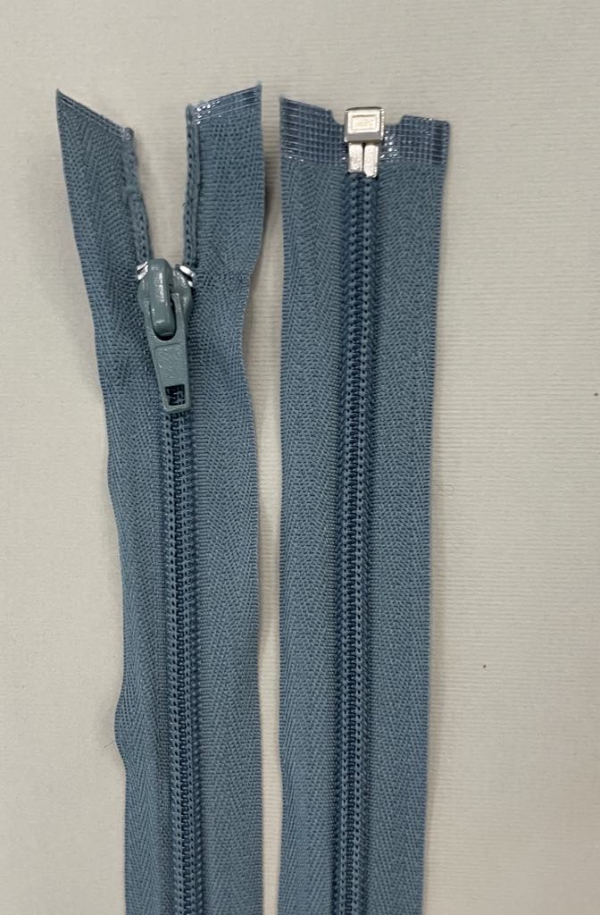 Spiralinis užtrauktukas "Melsvai žalsvas", 70 cm Spiralinis užtrauktukas "Melsvai žalsvas", 70 cm — siuvimo užtrauktukai | Trys Pelėdos