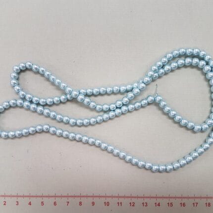 Stikliniai perlai, 6 mm, šviesiai žydri