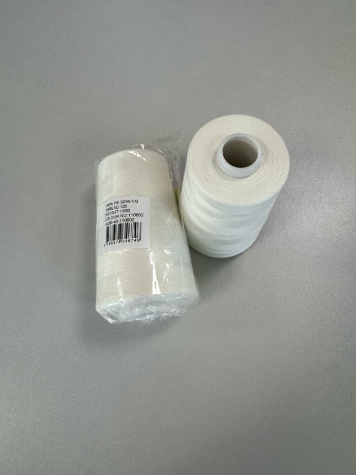 Siuvimo siūlai HARD Pieno baltumo 110602
