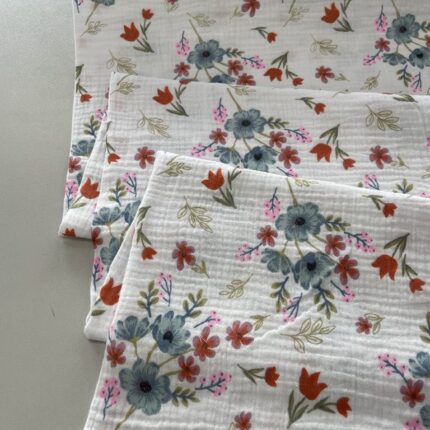 Medvilninis double gauze muslinas Gėlių puokštė baltas
