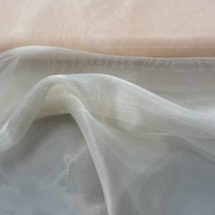 Organza Šampaninė 22