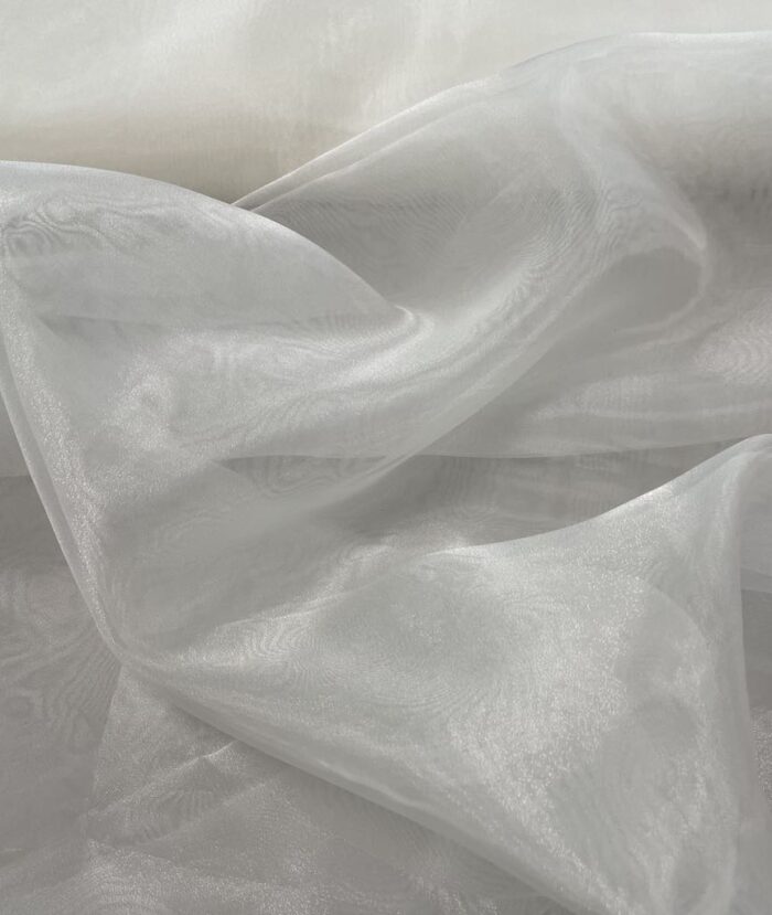 Organza Šilta Balta 02