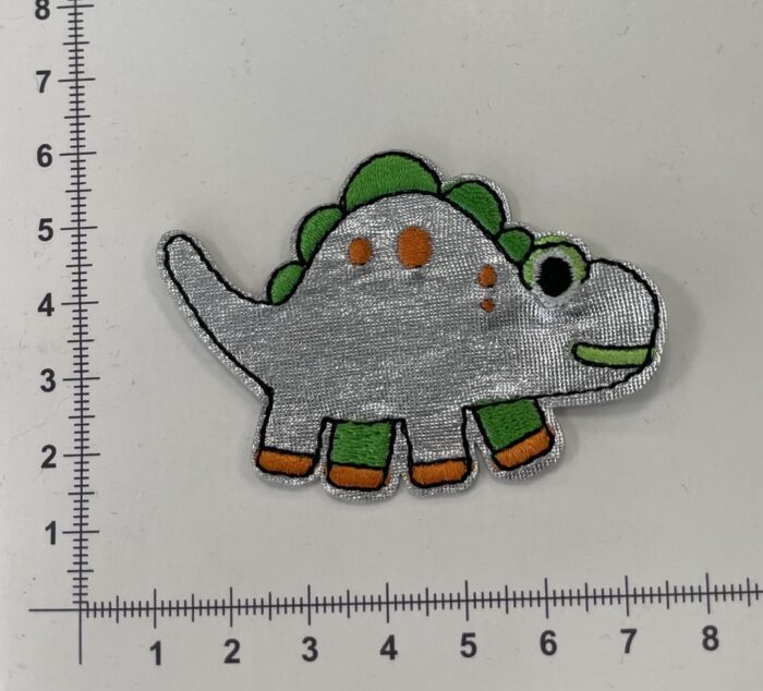 Prisiuvama Termoaplikacija Dinozauras Sidabrinis