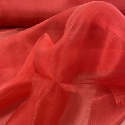 Organza Raudona 01