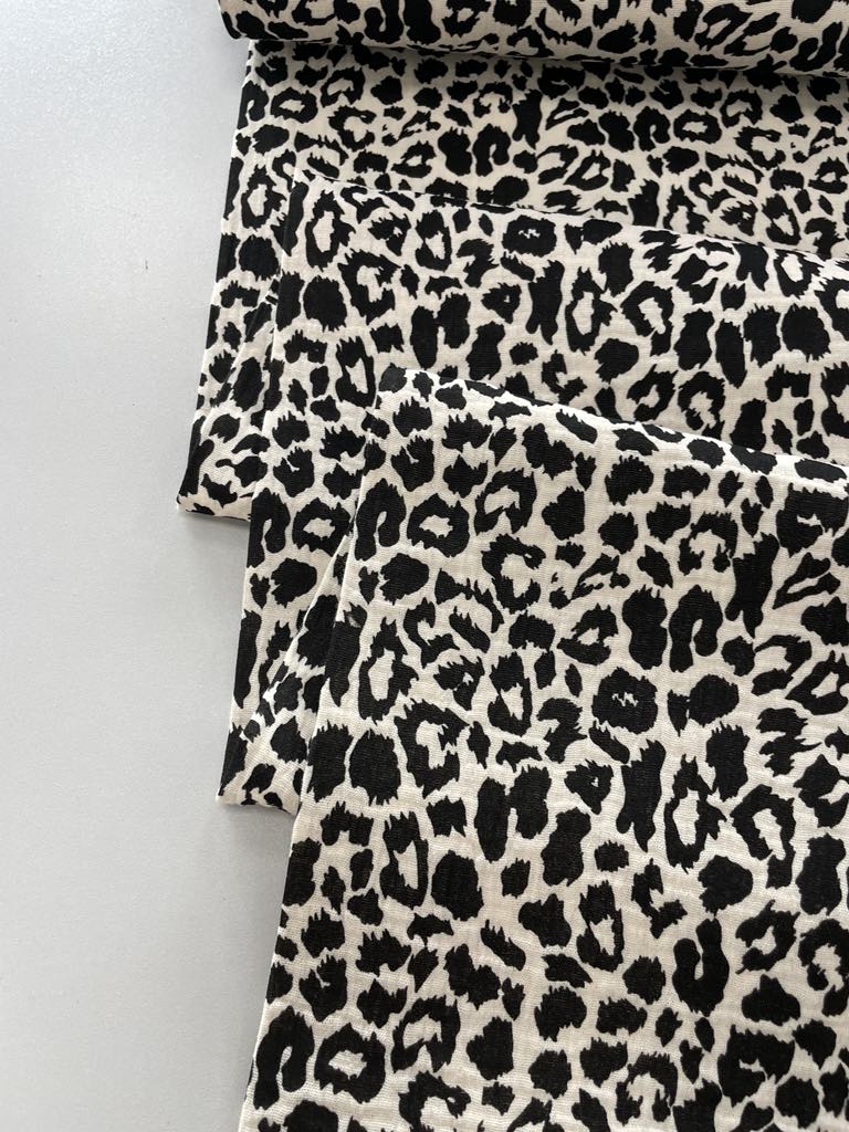 Medvilninis double gauze muslinas Leopardas šviesus smėlinis