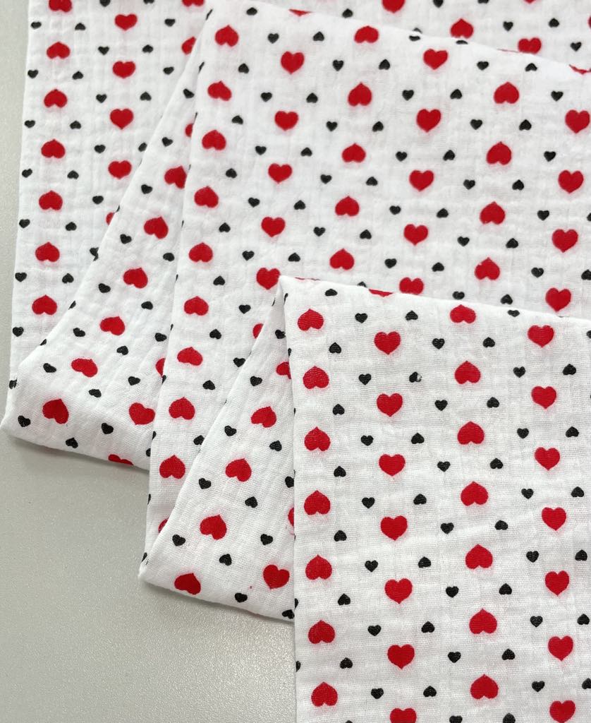 Medvilninis double gauze muslinas Širdutės Medvilninis double gauze muslinas Širdutės