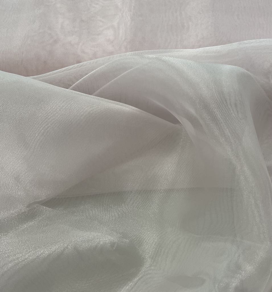 Organza Rožinė 04