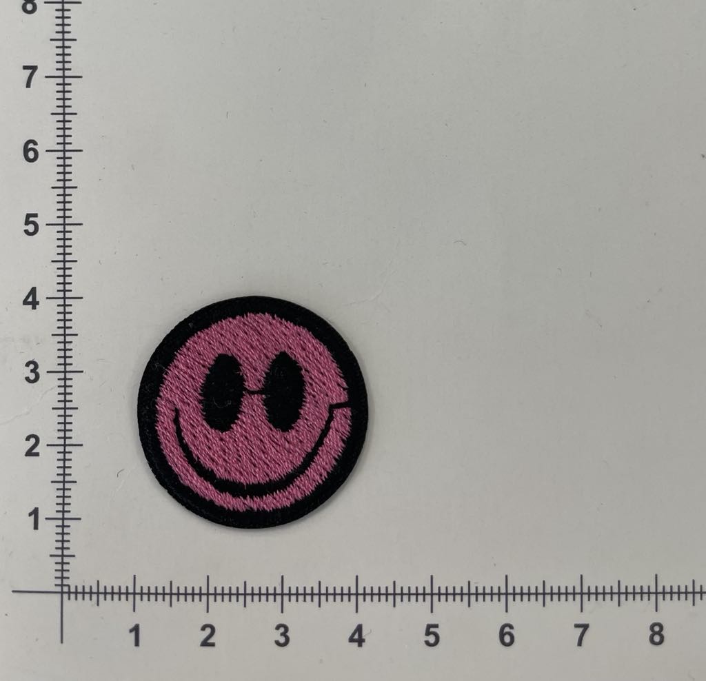 Prisiuvama Termoaplikacija Smile Rožinis Prisiuvama Termoaplikacija Smile Rožinis — siuvimo aplikacijos | Trys Pelėdos