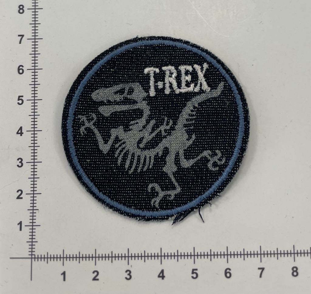 Prisiuvama Termoaplikacija T-Rexf Prisiuvama Termoaplikacija T-Rex — siuvimo aplikacijos | Trys Pelėdos