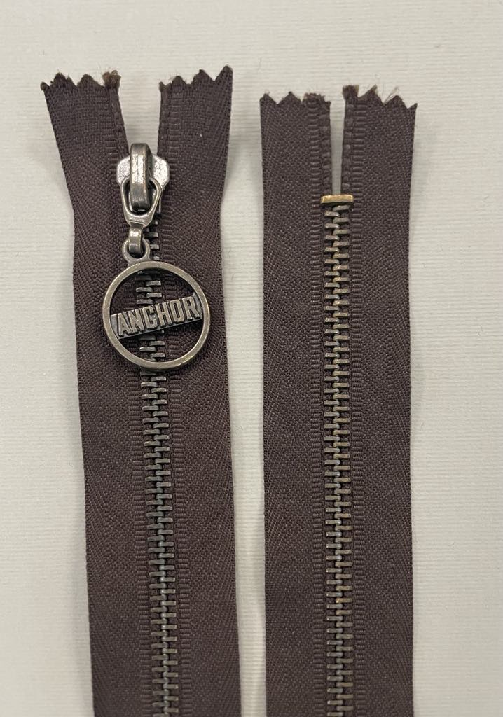 Metalinis užtrauktukas "Rudas", 16 cm — siuvimo užtrauktukai | Trys Pelėdos