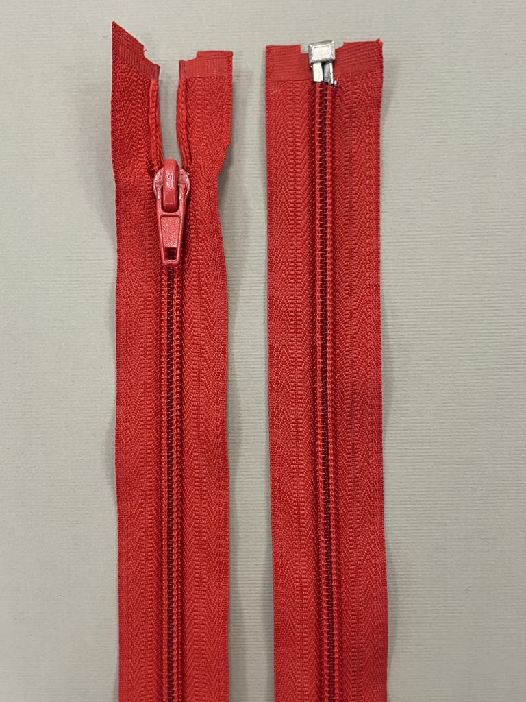 Spiralinis išsegamas užtrauktukas "Raudonas", 40 cm — siuvimo užtrauktukai | Trys Pelėdos