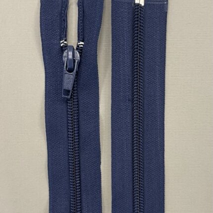 Spiralinis išsegamas užtrauktukas "Tamsiai mėlynas", 45 cm — siuvimo užtrauktukai | Trys Pelėdos