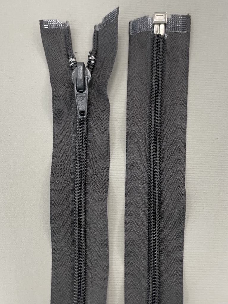 Spiralinis užtrauktukas "Rudas", 30 cm Spiralinis užtrauktukas "Rudas", 30 cm — siuvimo užtrauktukai | Trys Pelėdos