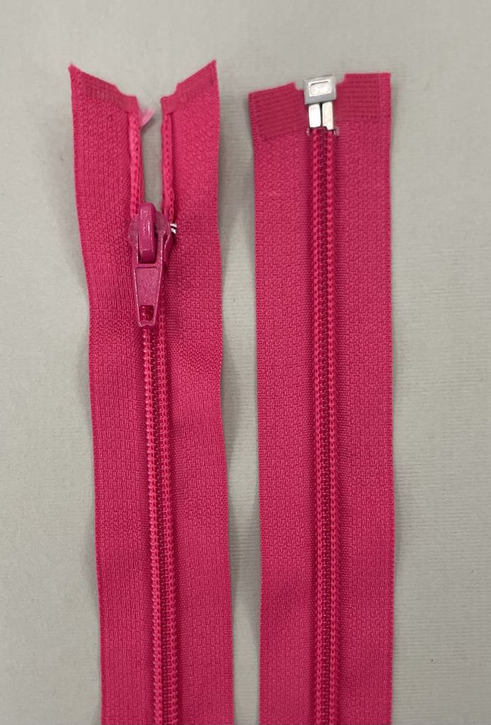 Spiralinis užtrauktukas "Ryški Rožinė", 35 cm Spiralinis užtrauktukas "Ryški Rožinė", 35 cm — siuvimo užtrauktukai | Trys Pelėdos